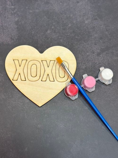 XOXO Heart Paint Kit